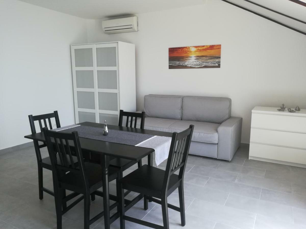Villa Adagio Apartments 수마르틴 외부 사진